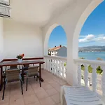 Apartman By The Sea Arbanija, Ciovo - 19527 *