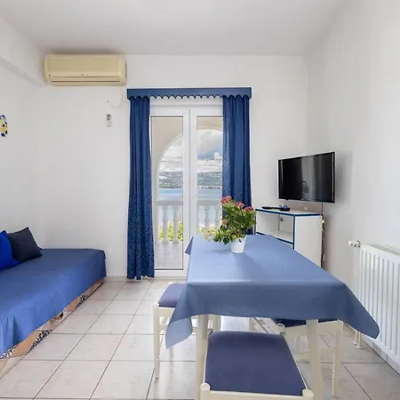 Apartamento By The Sea Arbanija, Ciovo - 19527